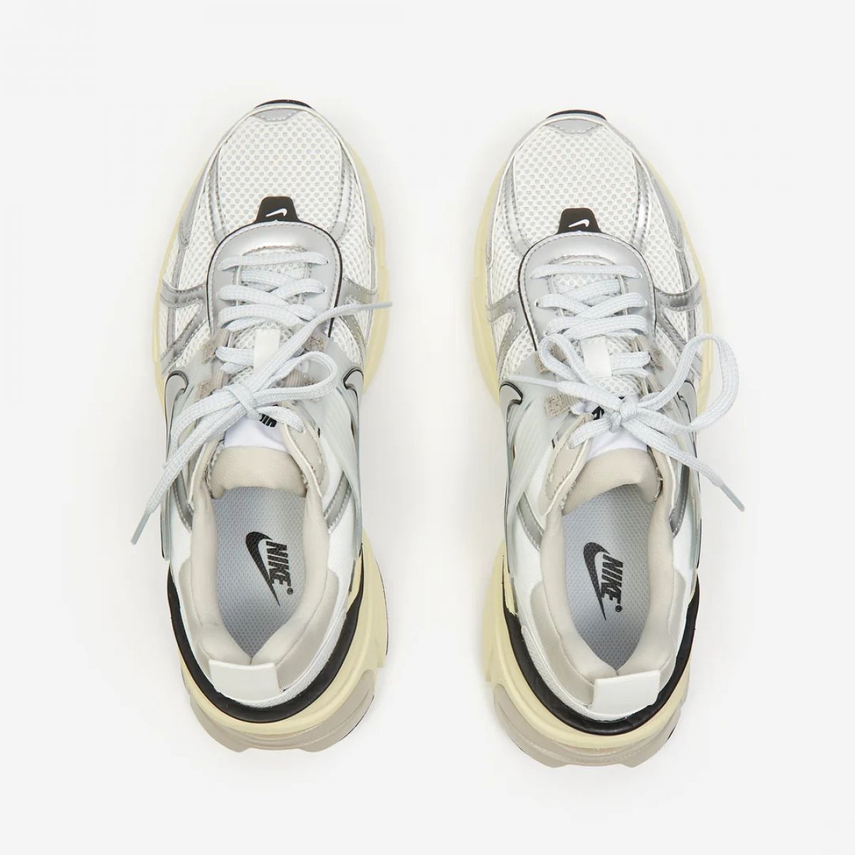 Кроссовки NIKE V2K RUN Plus Кроссовки NIKE V2K RUN Plus