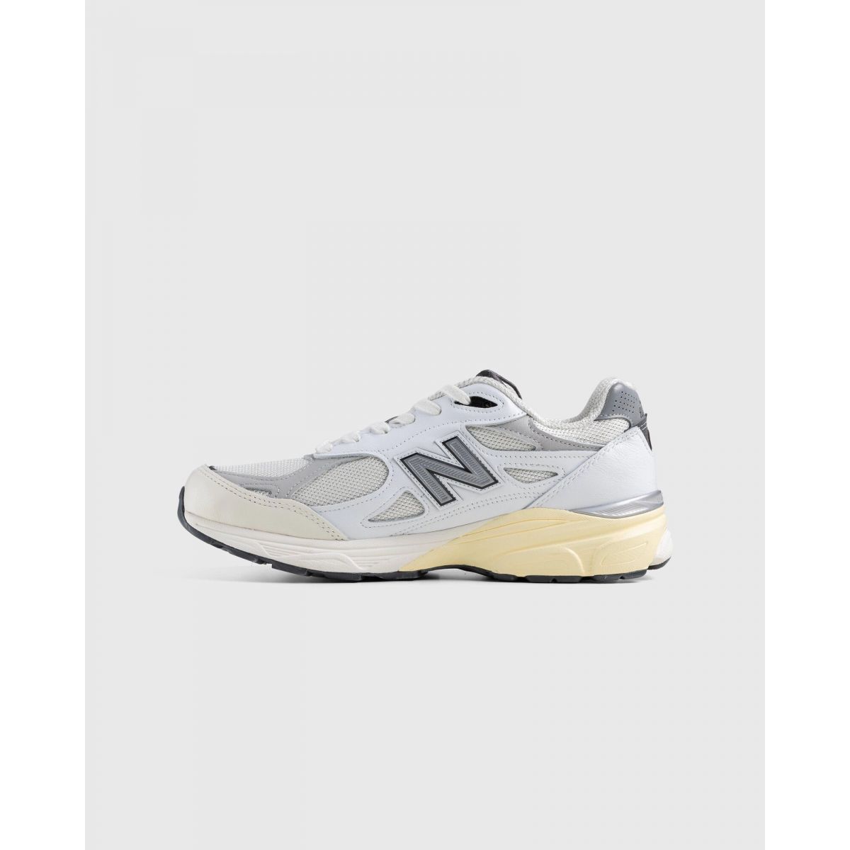 Кроссовки New Balance 990 V3 Кроссовки New Balance 990 V3